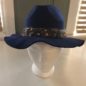 Feather Detail Fedora Hat